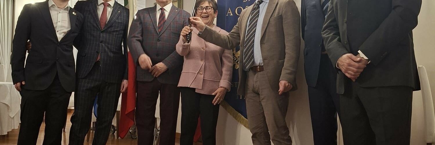 IL ROTARY CLUB DI AOSTA OMAGGIA, ATTRAVERSO IL FONDO ROTARIANO DI SOLIDARIETA’, IL BANCO ALIMENTARE VALDOSTANO CON UN PULMINO.     
